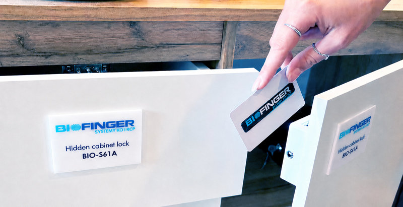 Invisible RFID cabinet locks Europe